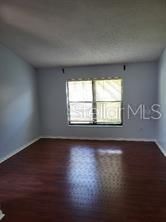 En Venta: $499,000 (4 camas, 2 baños, 2303 Pies cuadrados)