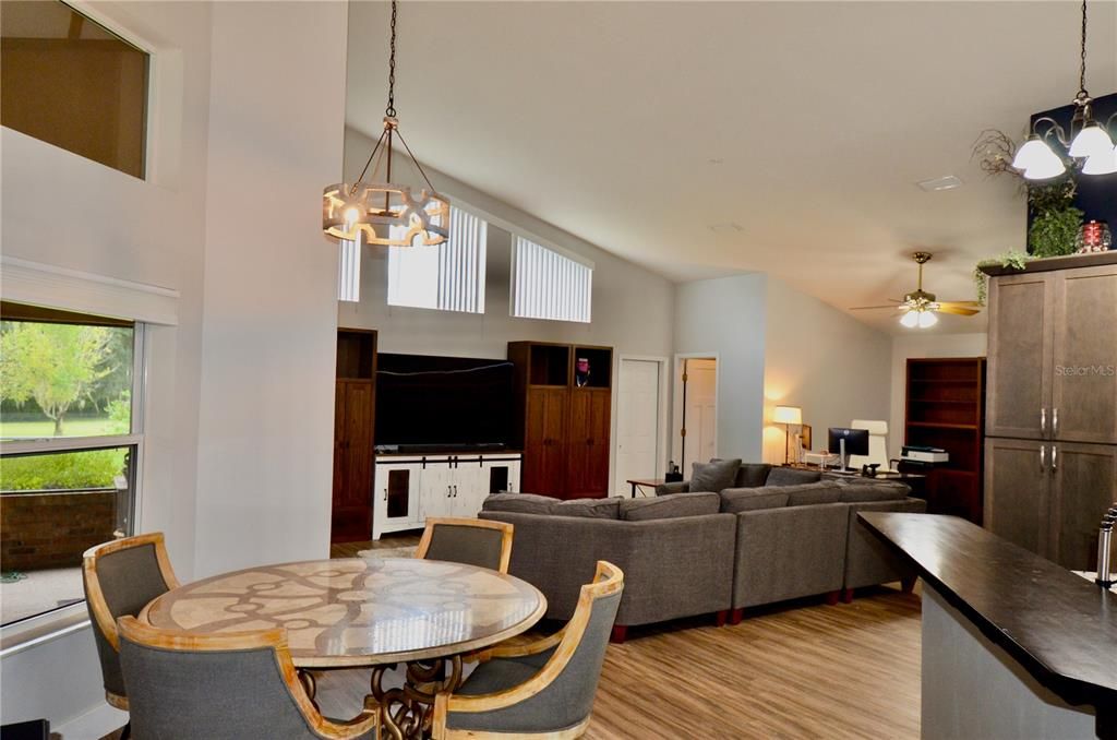 待售: $540,000 (3 贝兹, 3 浴室, 3162 平方英尺)