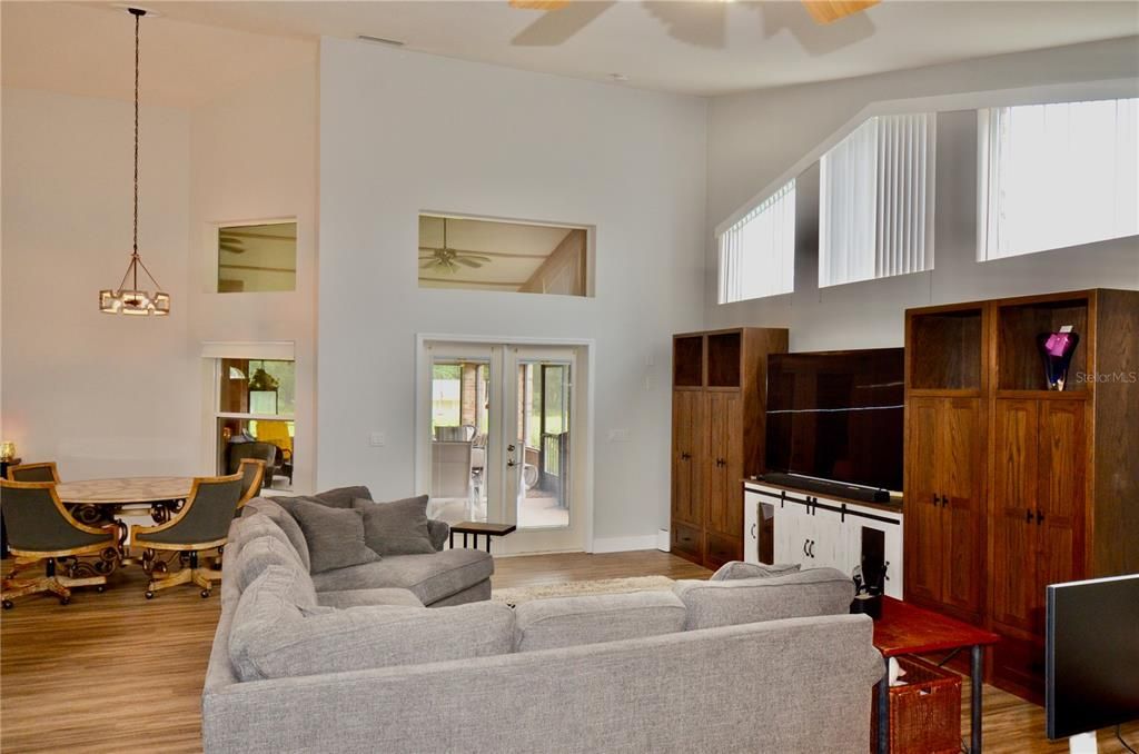 待售: $540,000 (3 贝兹, 3 浴室, 3162 平方英尺)