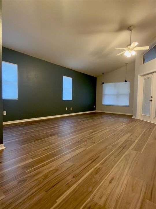 待售: $540,000 (3 贝兹, 3 浴室, 3162 平方英尺)