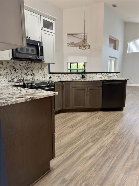 待售: $540,000 (3 贝兹, 3 浴室, 3162 平方英尺)