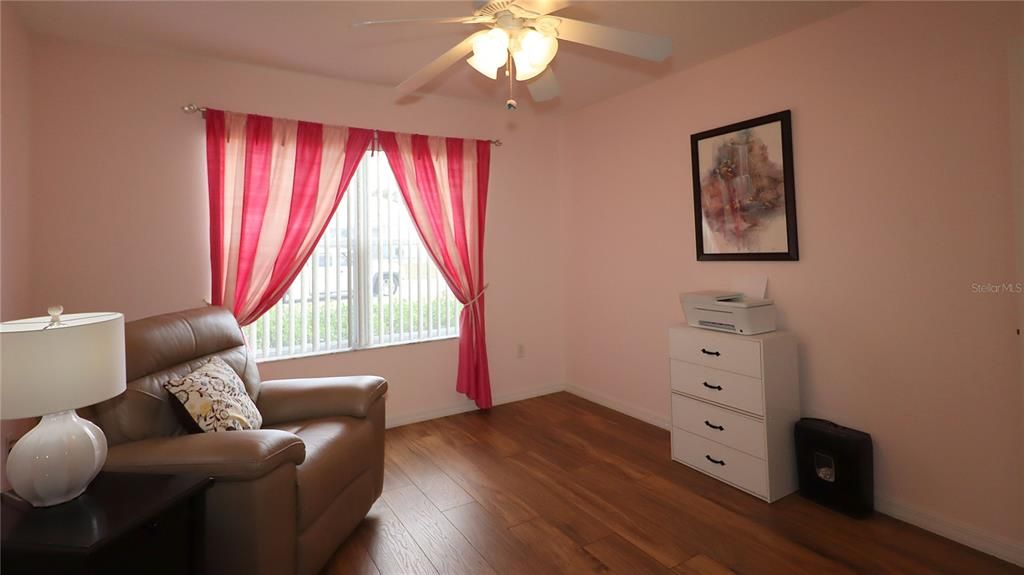 For Sale: $349,000 (3 beds, 2 baths, 1527 Square Feet)