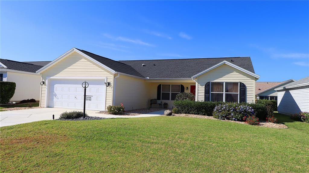 For Sale: $349,000 (3 beds, 2 baths, 1527 Square Feet)