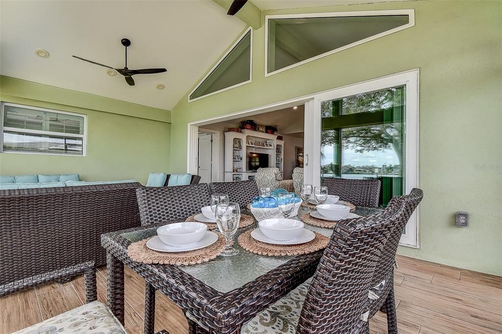 待售: $945,000 (3 贝兹, 3 浴室, 2057 平方英尺)