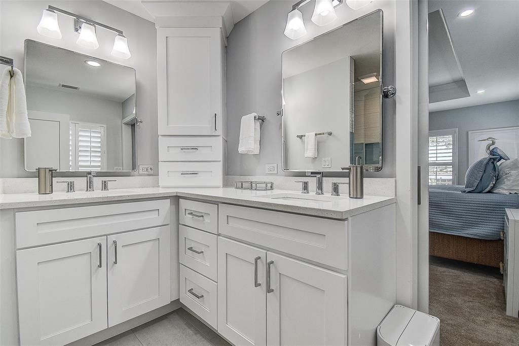 待售: $945,000 (3 贝兹, 3 浴室, 2057 平方英尺)