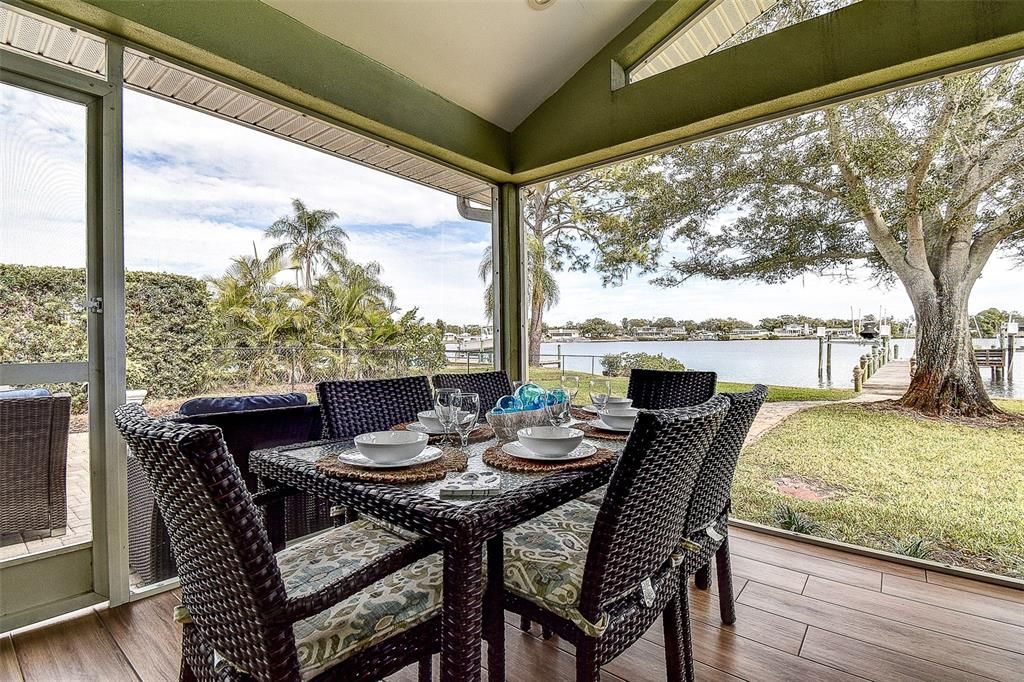 待售: $945,000 (3 贝兹, 3 浴室, 2057 平方英尺)