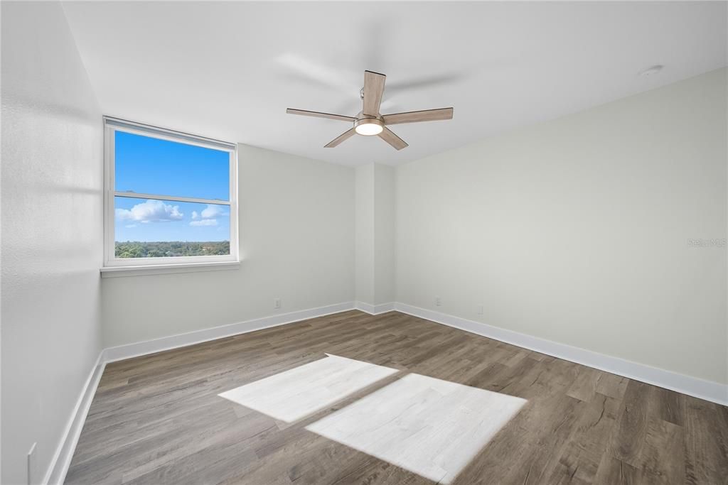 出租: $2,650 (2 贝兹, 2 浴室, 888 平方英尺)