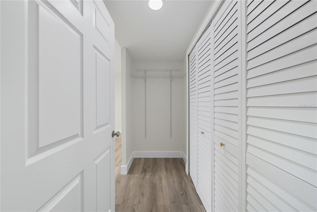 出租: $2,650 (2 贝兹, 2 浴室, 888 平方英尺)