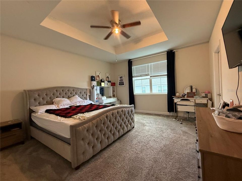 For Rent: $2,400 (3 beds, 2 baths, 1859 Square Feet)