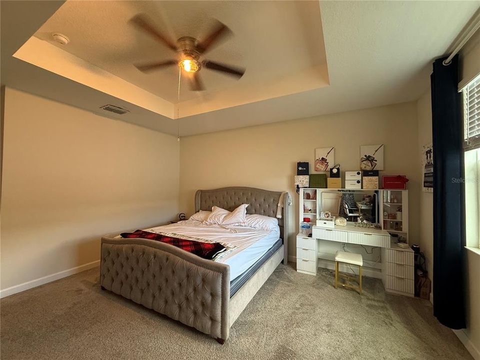 For Rent: $2,400 (3 beds, 2 baths, 1859 Square Feet)