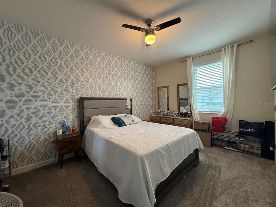 For Rent: $2,400 (3 beds, 2 baths, 1859 Square Feet)