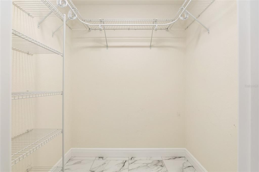 На продажу: $799,000 (3 спален, 2 ванн, 2517 Квадратных фут)