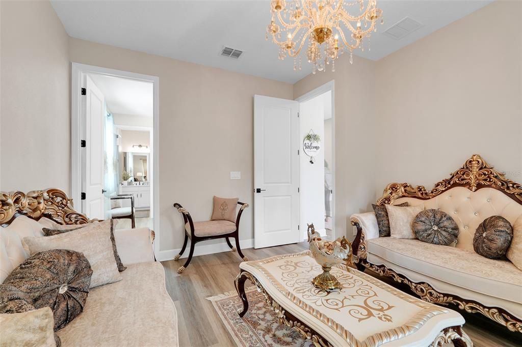 待售: $720,000 (4 贝兹, 3 浴室, 3210 平方英尺)