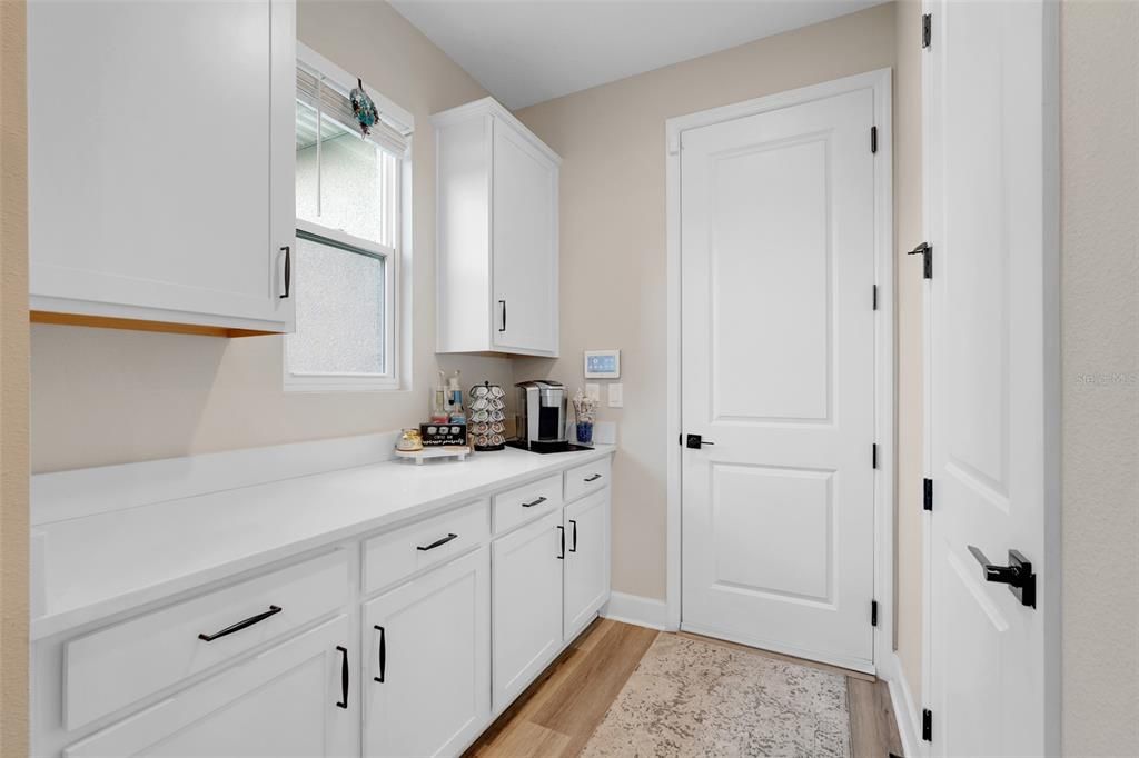 待售: $720,000 (4 贝兹, 3 浴室, 3210 平方英尺)