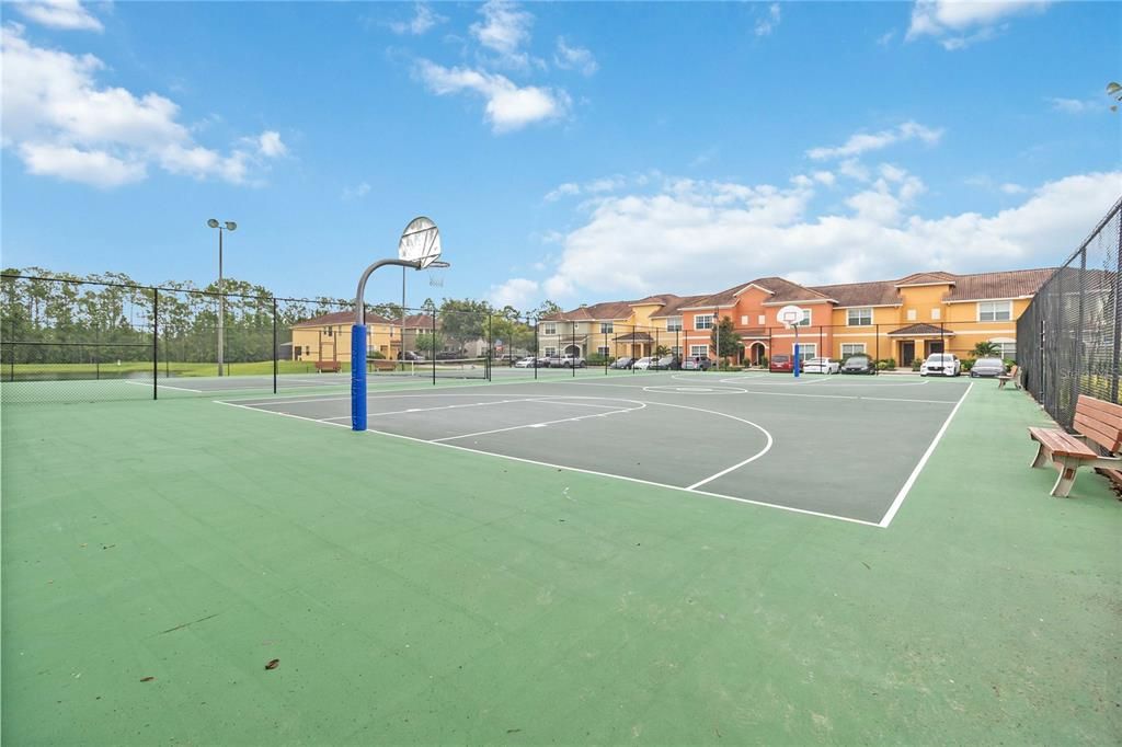 En Venta: $359,000 (4 camas, 3 baños, 2178 Pies cuadrados)