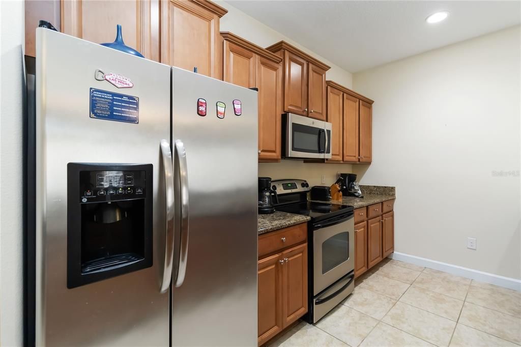 En Venta: $359,000 (4 camas, 3 baños, 2178 Pies cuadrados)