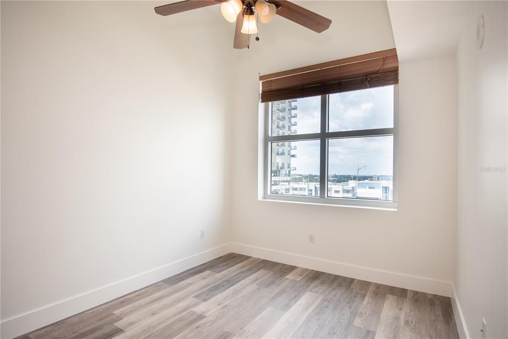 For Rent: $2,300 (1 beds, 1 baths, 840 Square Feet)