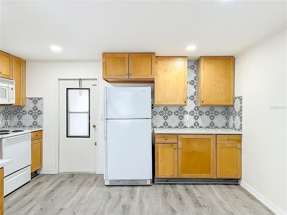 待售: $65,000 (3 贝兹, 2 浴室, 1104 平方英尺)