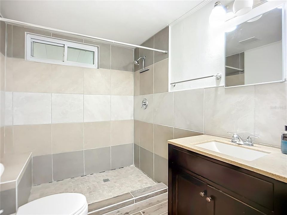 待售: $65,000 (3 贝兹, 2 浴室, 1104 平方英尺)