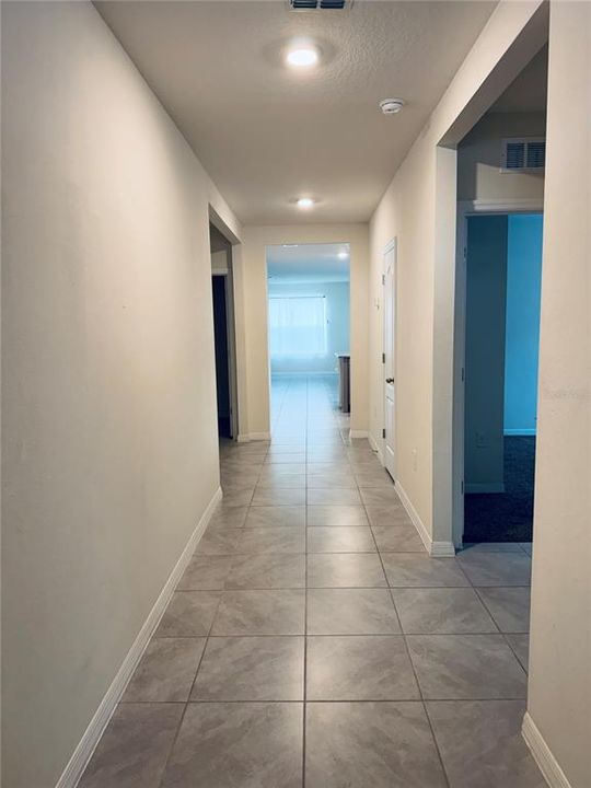 For Rent: $2,300 (4 beds, 2 baths, 1846 Square Feet)