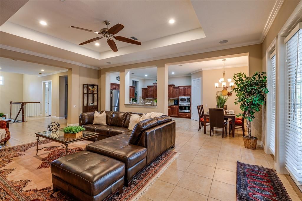 For Sale: $1,450,000 (3 beds, 2 baths, 3124 Square Feet)