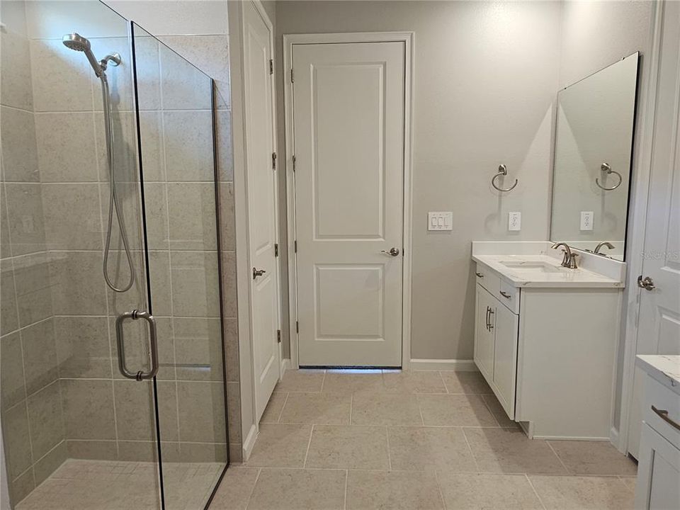 For Sale: $465,000 (3 beds, 2 baths, 1787 Square Feet)