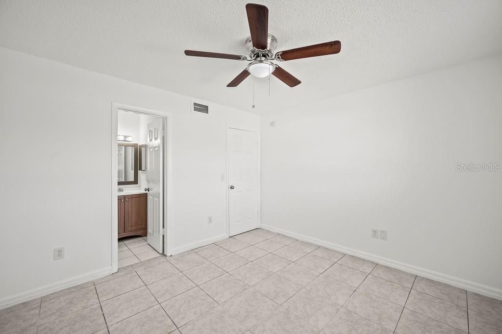 En Venta: $140,000 (3 camas, 2 baños, 1140 Pies cuadrados)