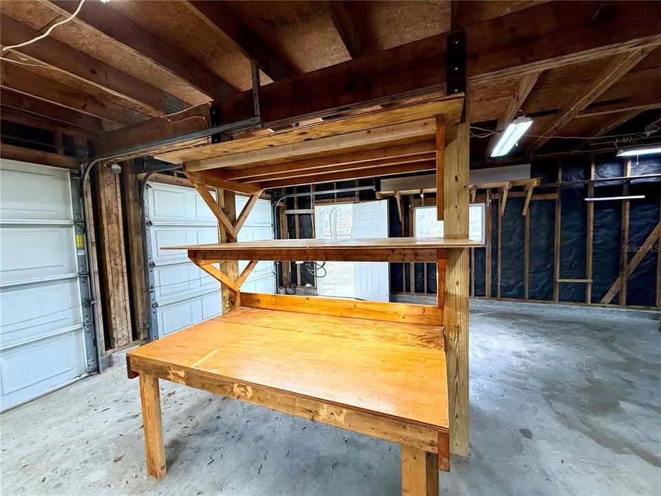 For Sale: $268,500 (3 beds, 3 baths, 1728 Square Feet)