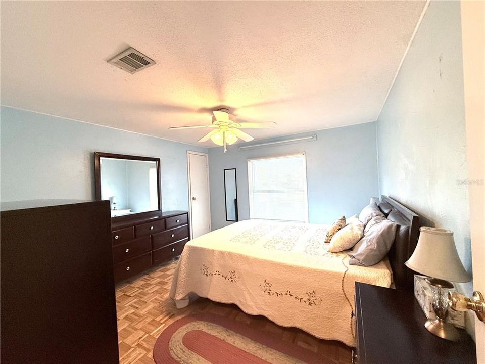 For Sale: $268,500 (3 beds, 3 baths, 1728 Square Feet)