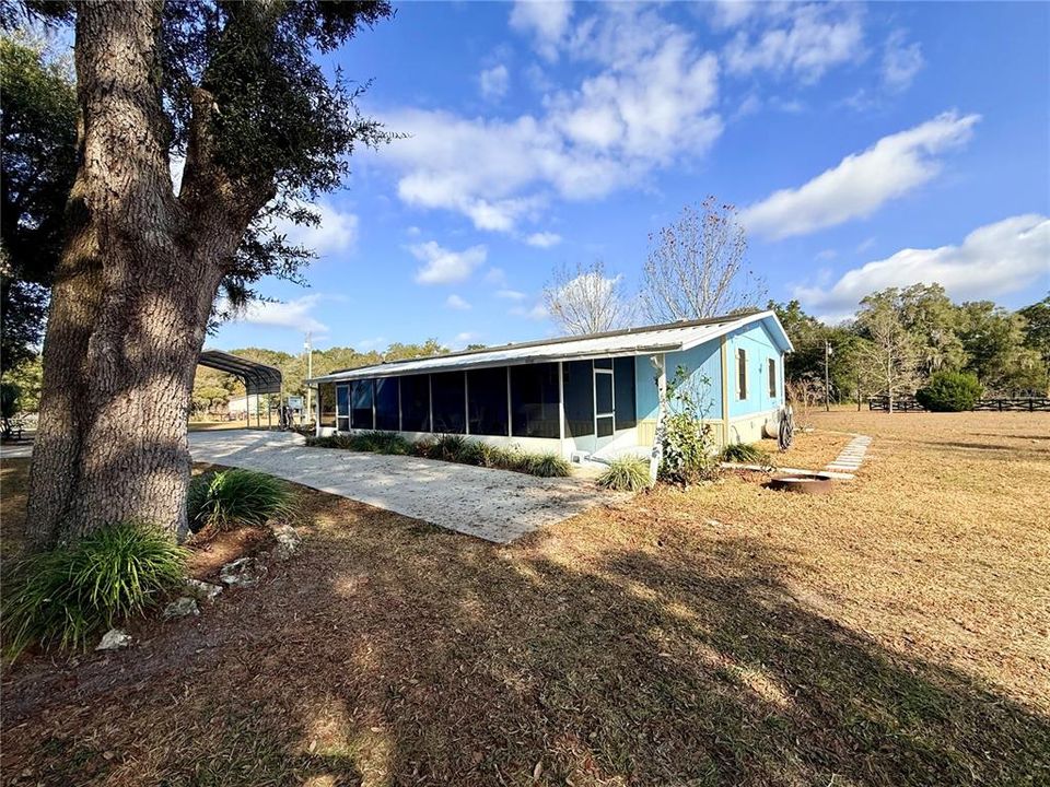 For Sale: $268,500 (3 beds, 3 baths, 1728 Square Feet)