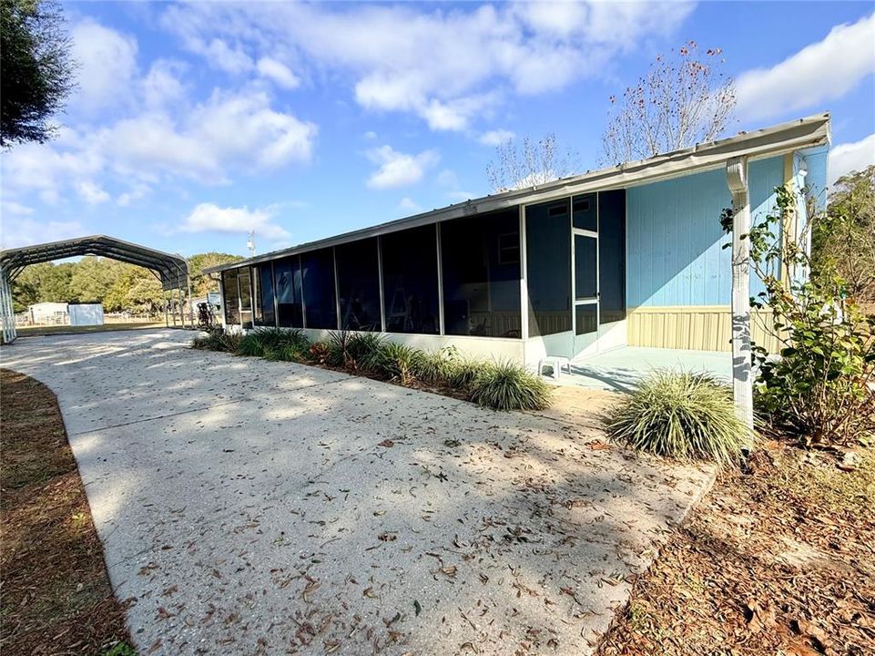 For Sale: $268,500 (3 beds, 3 baths, 1728 Square Feet)