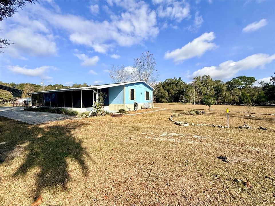 For Sale: $268,500 (3 beds, 3 baths, 1728 Square Feet)