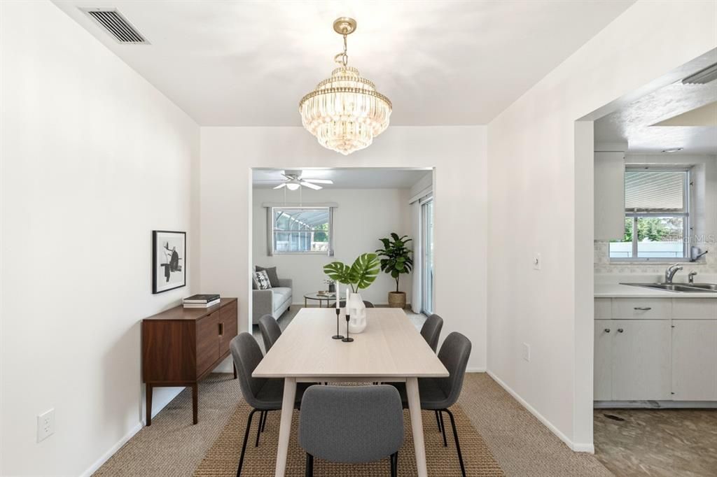 Activo con contrato: $385,000 (3 camas, 2 baños, 1474 Pies cuadrados)