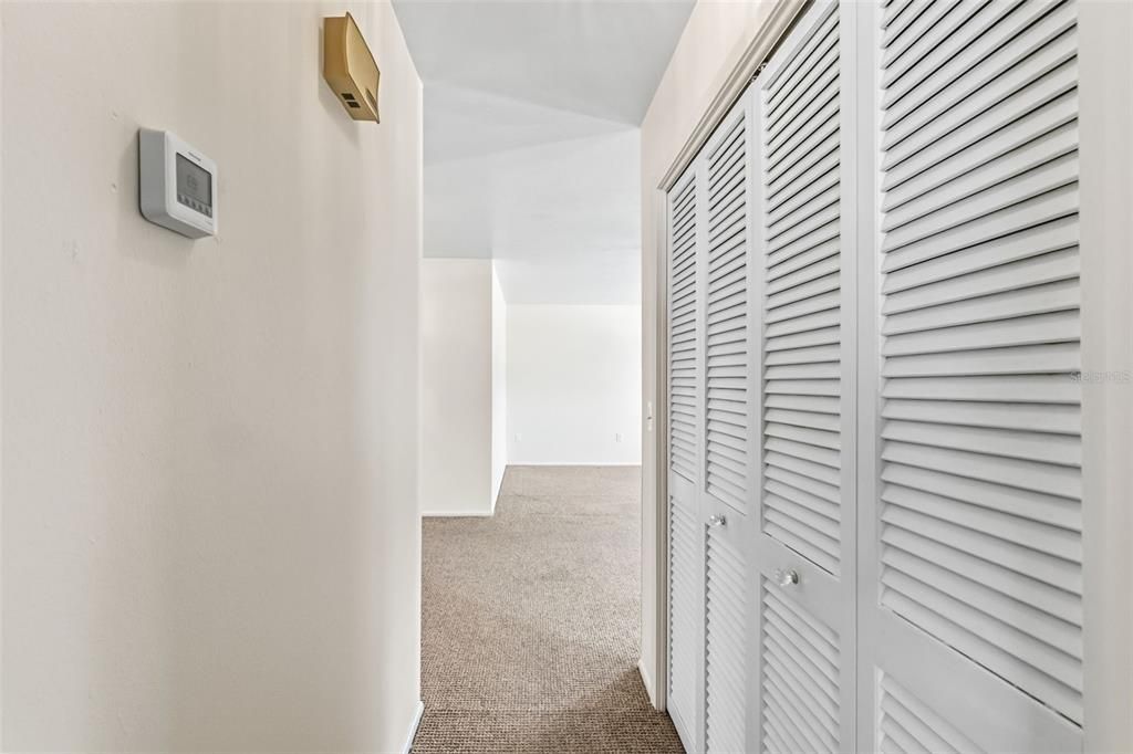 Activo con contrato: $385,000 (3 camas, 2 baños, 1474 Pies cuadrados)