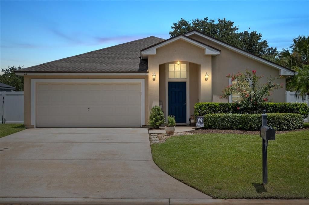 待售: $350,000 (4 贝兹, 2 浴室, 1958 平方英尺)