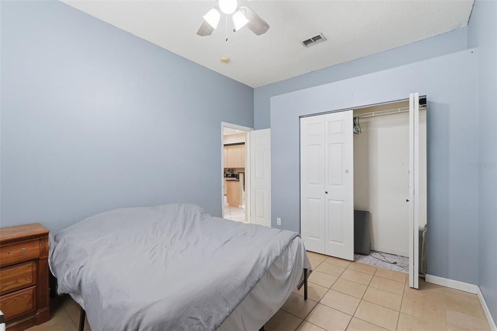 For Sale: $359,900 (5 beds, 3 baths, 2782 Square Feet)