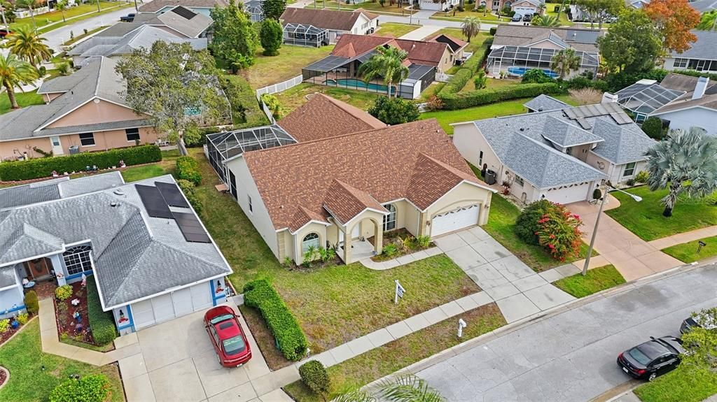 For Sale: $359,900 (5 beds, 3 baths, 2782 Square Feet)