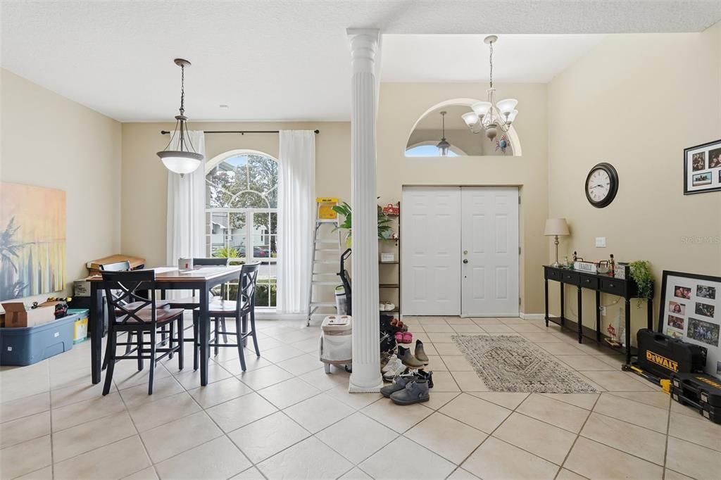 For Sale: $359,900 (5 beds, 3 baths, 2782 Square Feet)