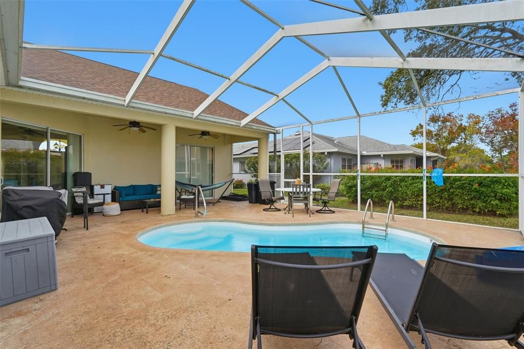 For Sale: $359,900 (5 beds, 3 baths, 2782 Square Feet)