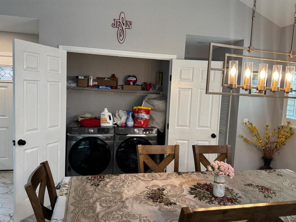 For Sale: $529,900 (4 beds, 2 baths, 2263 Square Feet)