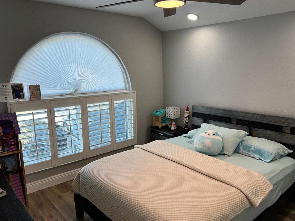 For Sale: $529,900 (4 beds, 2 baths, 2263 Square Feet)