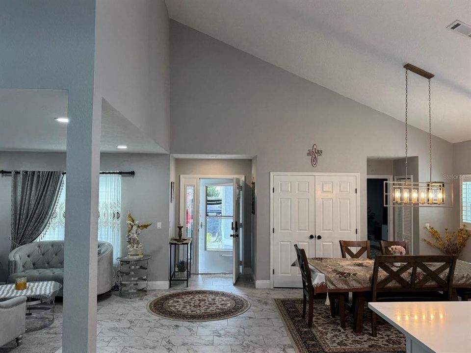 For Sale: $529,900 (4 beds, 2 baths, 2263 Square Feet)