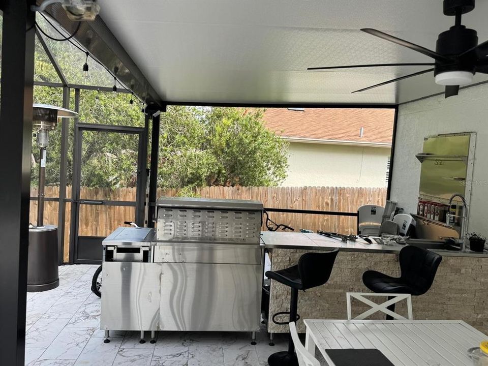 For Sale: $529,900 (4 beds, 2 baths, 2263 Square Feet)