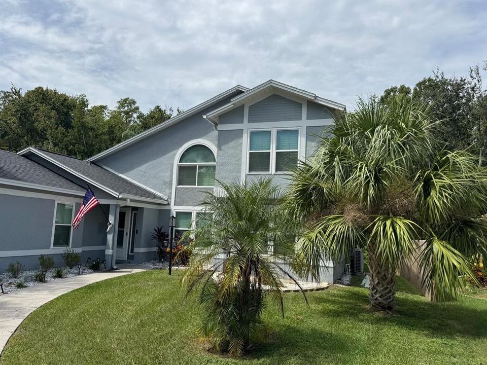 For Sale: $529,900 (4 beds, 2 baths, 2263 Square Feet)