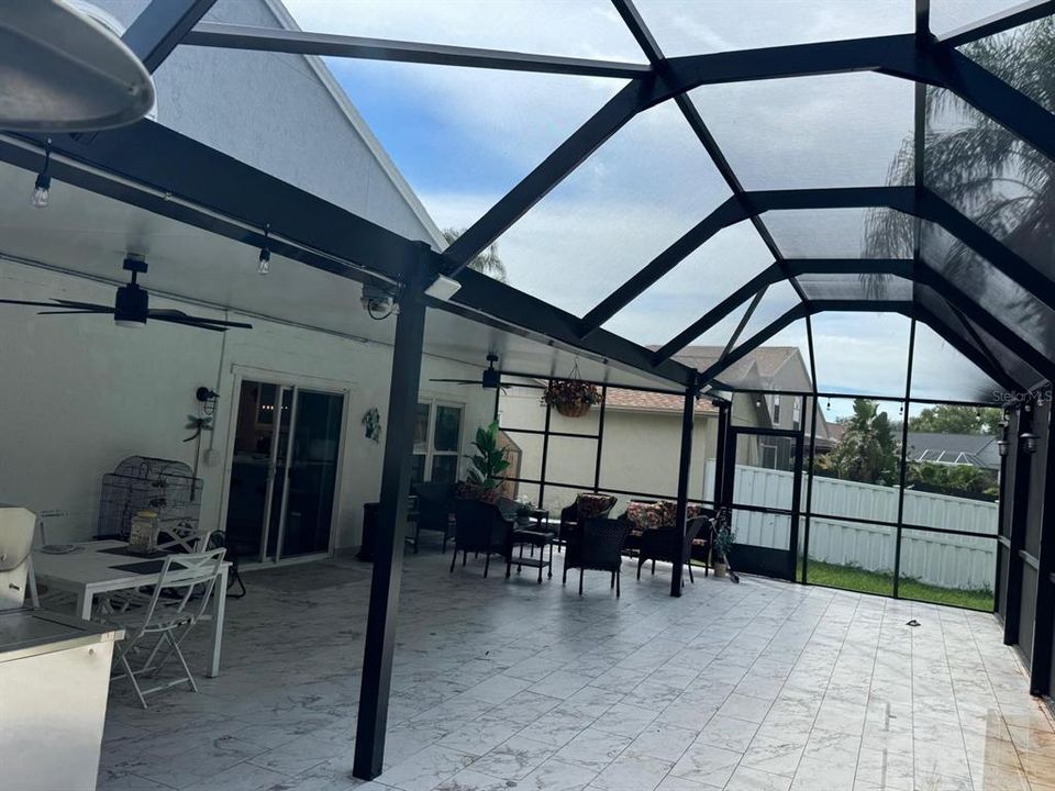 For Sale: $529,900 (4 beds, 2 baths, 2263 Square Feet)