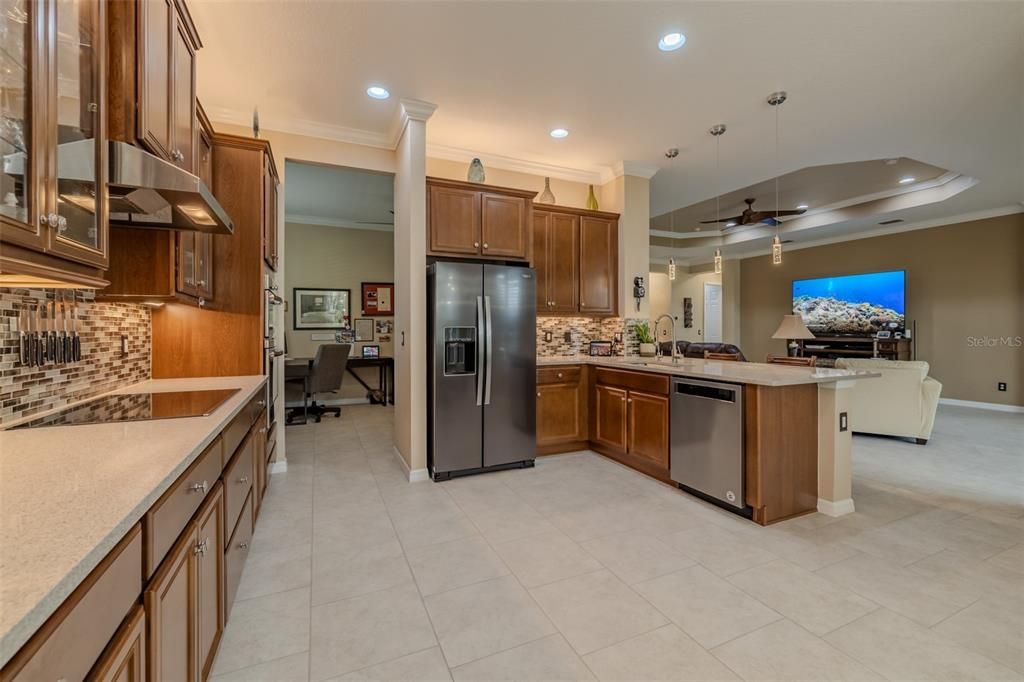 待售: $635,000 (3 贝兹, 3 浴室, 2723 平方英尺)