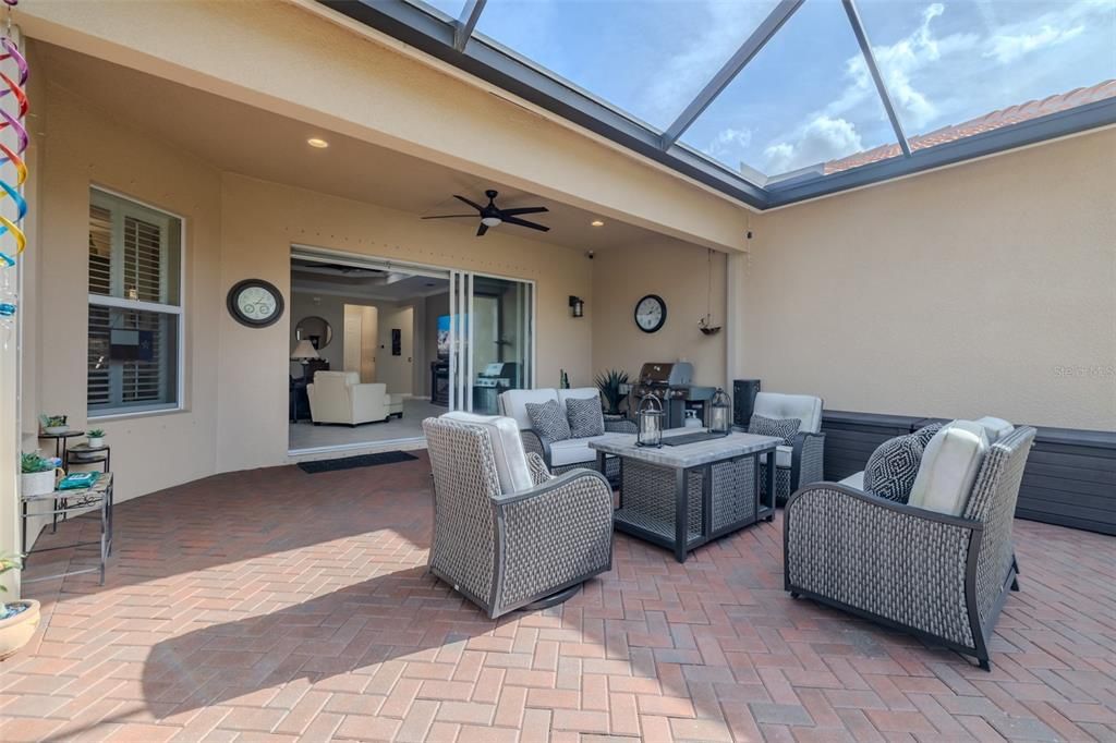 待售: $635,000 (3 贝兹, 3 浴室, 2723 平方英尺)