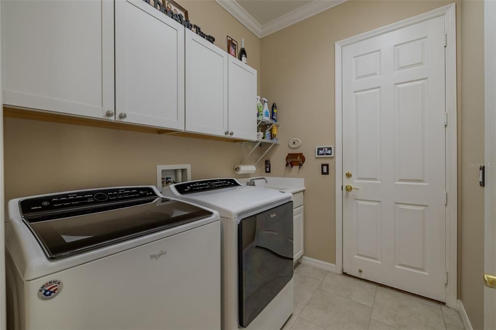 待售: $635,000 (3 贝兹, 3 浴室, 2723 平方英尺)