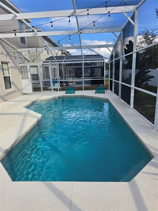 For Rent: $2,750 (4 beds, 2 baths, 2141 Square Feet)