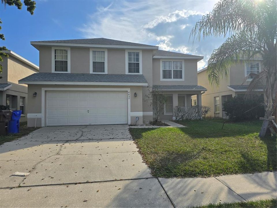 For Rent: $2,750 (4 beds, 2 baths, 2141 Square Feet)